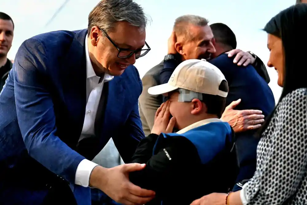 Vučić posjetio porodicu Knežević u Bajinoj Bašti: Kada sam pročitao sa čim se sve bori mali anđeo Andrija, teško sam izdržao da ne zaplačem