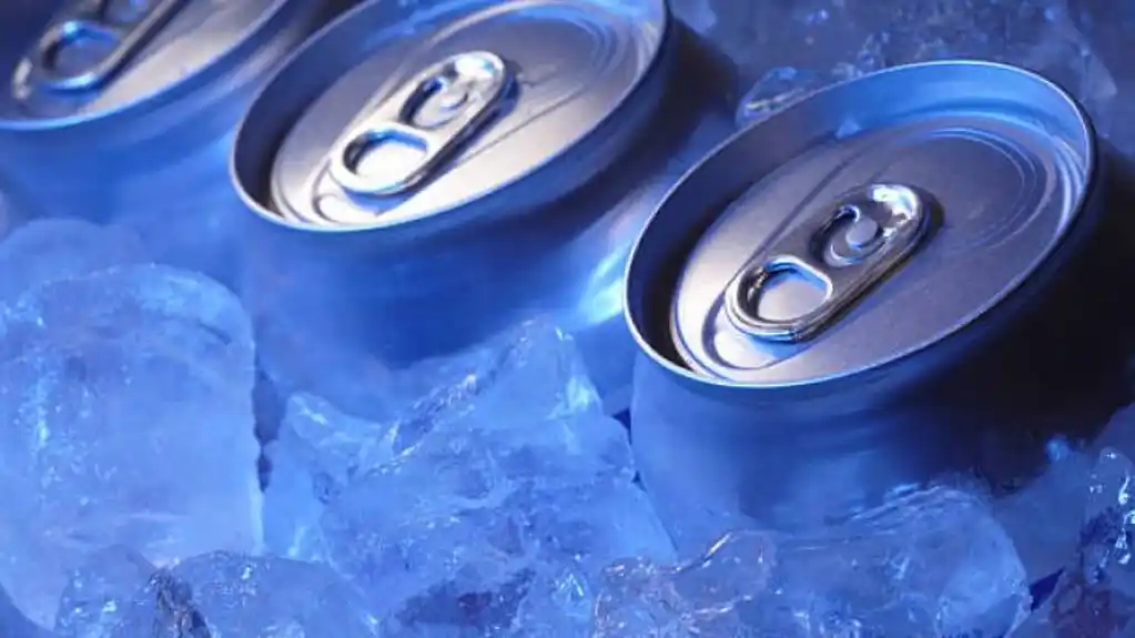 Vujović: Energetska pića mogu izazvati probleme sa srcem i nervnim sistemom