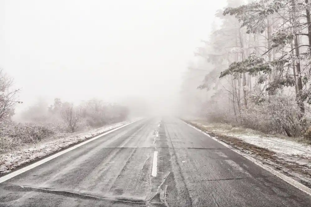 AMSCG: Oprezno u višim predjelima zbog poledice