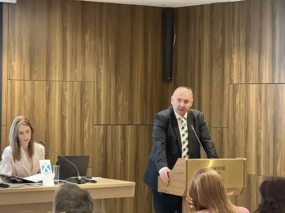 Bešić: Kada politika proizvodi podjele, a neki mediji ih pojačavaju, prostor za društvenu koheziju se sužava