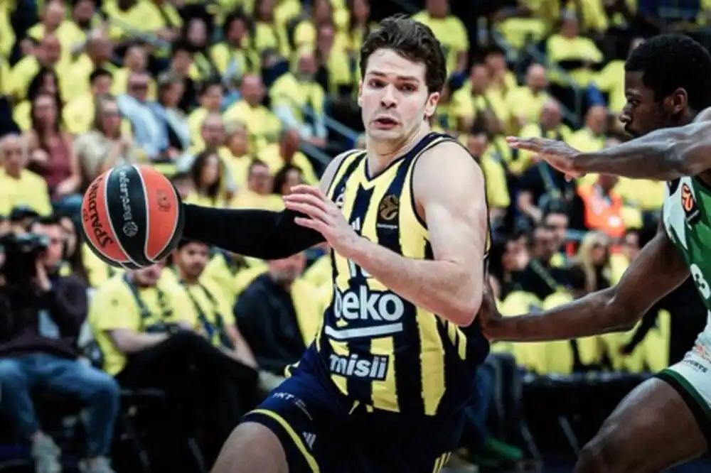 Biberović zatrpao Žalgiris, šampion i Olimpijakos poveli u četvrtfinalu