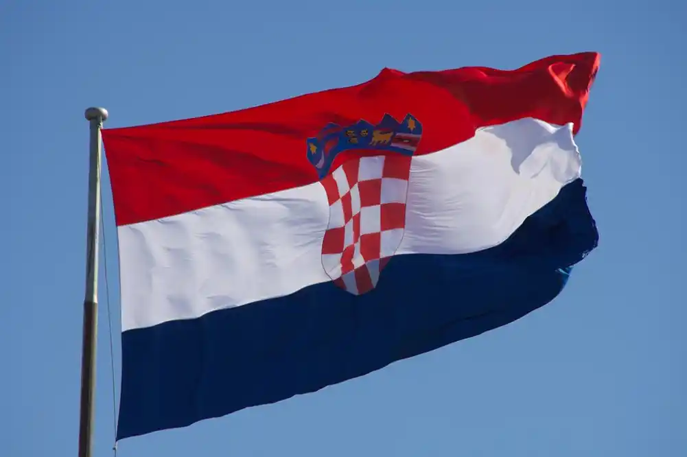 Muškarac u Zagrebu vazdušnom puškom pucao na troje djece