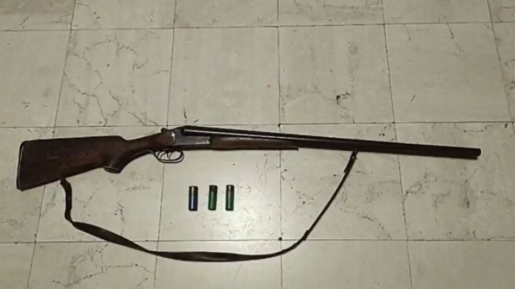 Danilovgrad: Pronađena lovačka puška u ilegalnom posjedu, uhapšena jedna osoba