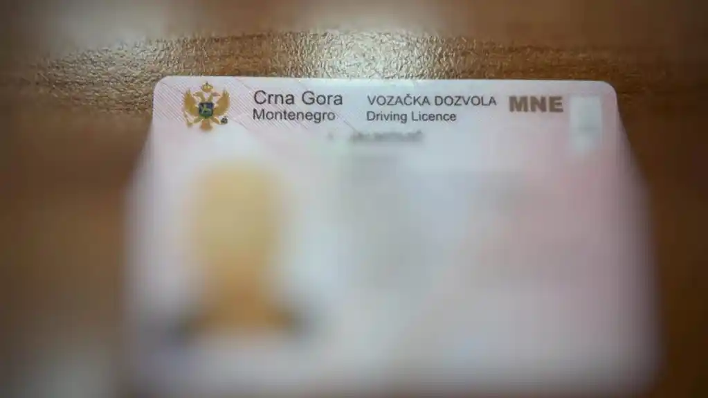 Građani plaćaju „za svaki slučaj“ – Kada je zaista potrebna međunarodna vozačka?