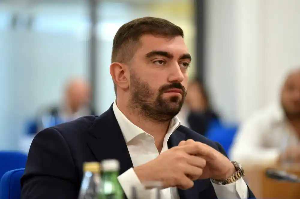 Klikovac: Kadović da objavi koje su sve parcele u svojini Glavnog grada, a posebno na teritoriji Kuča