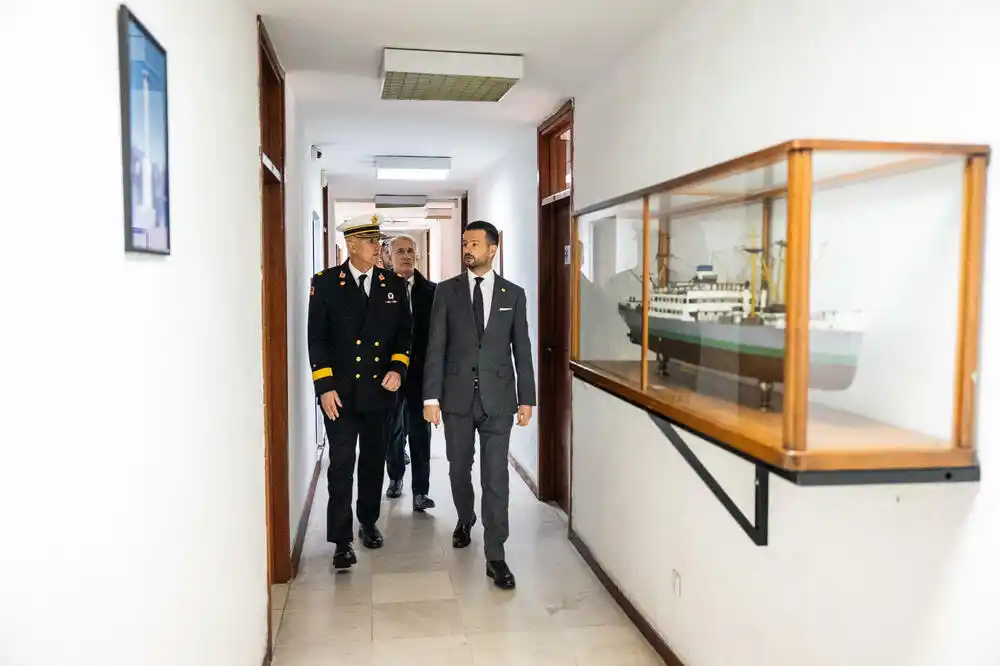 Knežević: Ako imaju dokaze, zašto izbjegavaju pretres? Advokat suspendovanog komodora tvrdi da se odugovlači postupak