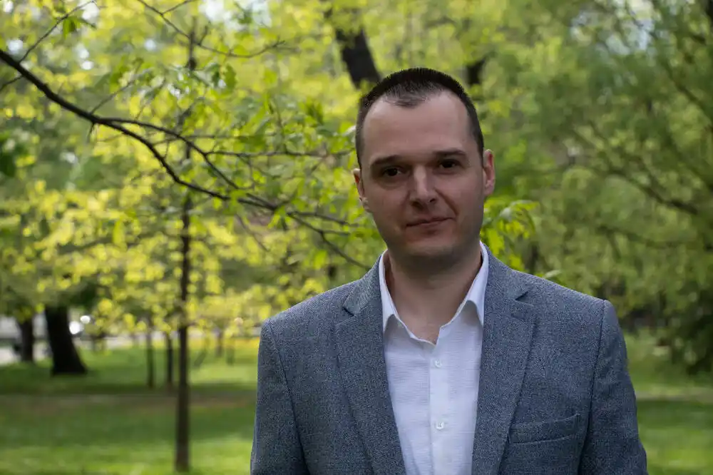 Krnić: Država ne može glumiti neutralnost i istovremeno tvrditi da slijedi evropski put