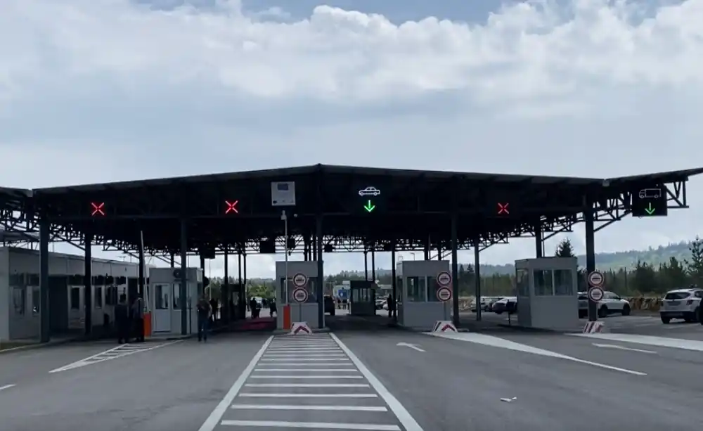 Novi sistem na granicama: Za jedan dan odbijen 3.261 ulazak