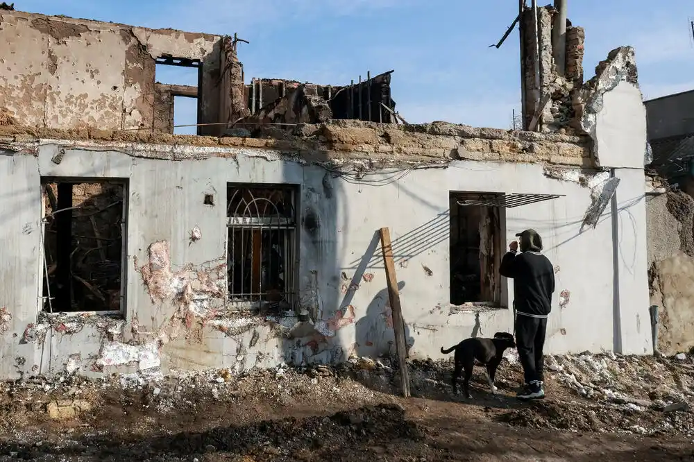 Peskov: Napadi u Ukrajini se nastavljaju dok Zelenski ne donese potrebne odluke