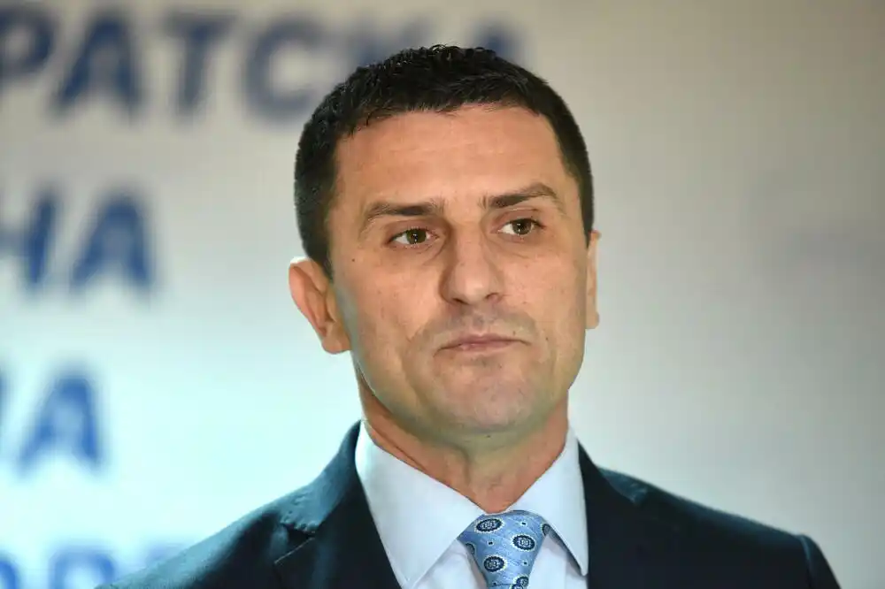 Prva banka tužila i Zogovića: Traže 5.000 eura za povredu ugleda i časti i reputacione štete