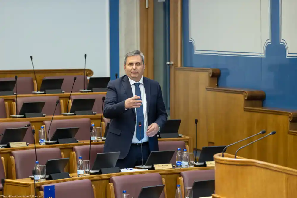 Radunović: Stanovi u prvoj fazi Veljeg brda 1.000 eura po kvadratu, za sljedeću će biti uračunati troškovi poskupljenja