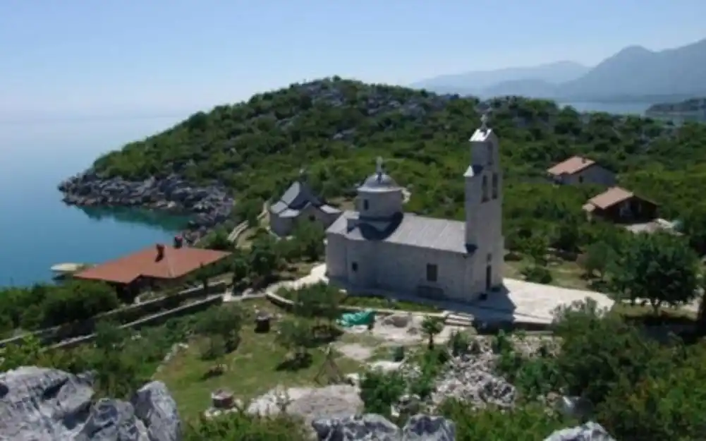 Slava manastira Beška; bogosluži Mitropolit Joanikije