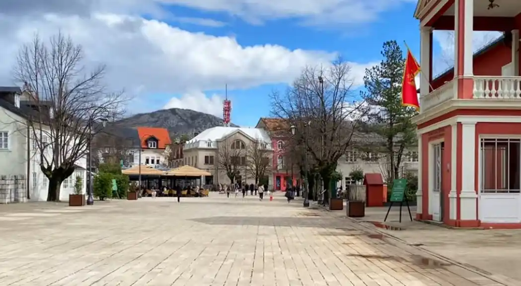 Tragedija na Cetinju: Dječak poginuo na fudbalskom terenu