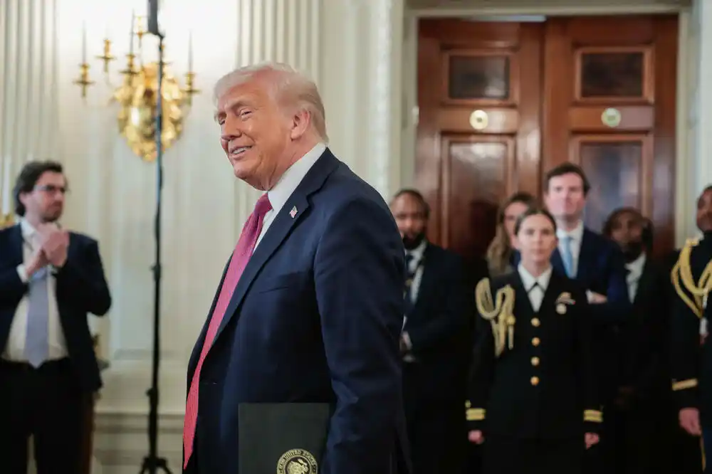 Trampovi savjetnici vjeruju da Iran ne nastavlja pregovore zbog rascjepa u vrhu vlasti