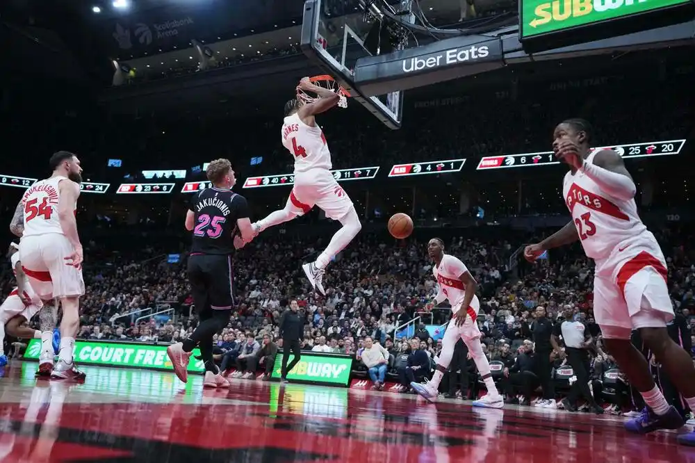 Važna pobjeda Toronta, Oklahoma ubjedljiva protiv Lejkersa