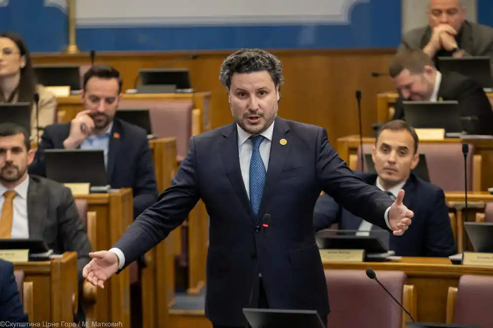 Abazović: URA neće biti dio jedinstvene platforme opozicije, niti će učestvovati u mirenju vlasti i DPS-a
