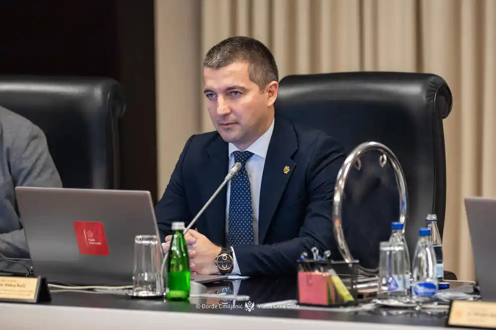 Bečić: Država ne smije dozvoliti da optuženi za najteža krivična djela izlaze na slobodu neefikasnim sudskim procesima