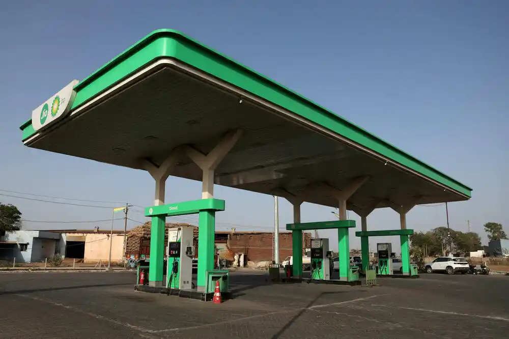 Cijene nafte naglo pale, azijska tržišta akcija porasla zbog nade u dogovor koji bi mogao okončati rat sa Iranom
