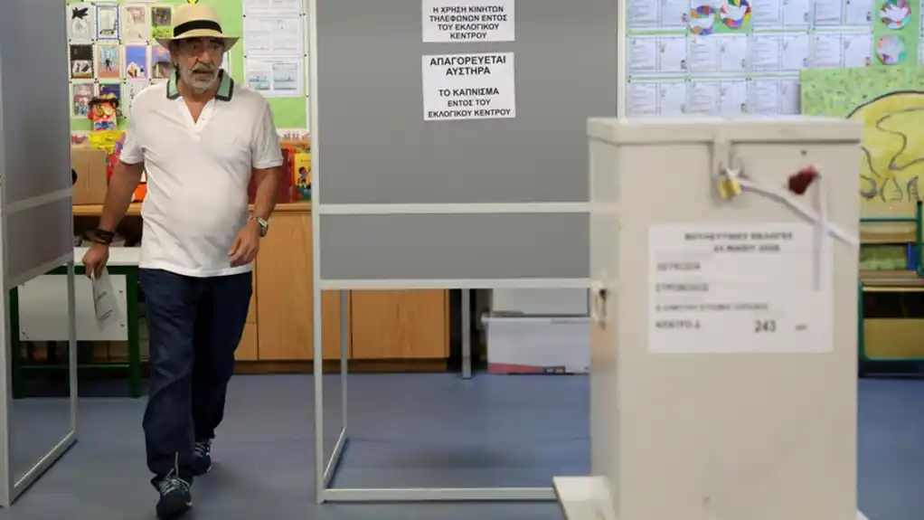 Građani Kipra danas glasaju, očekuje se pobjeda desnice