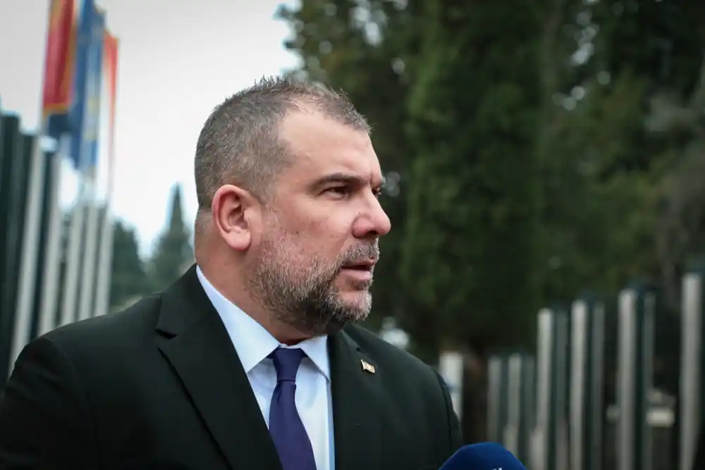 Krapović o brodu “Jadran”: Cilj održivo i prihvatljivo rješenje za Crnu Goru i Hrvatsku