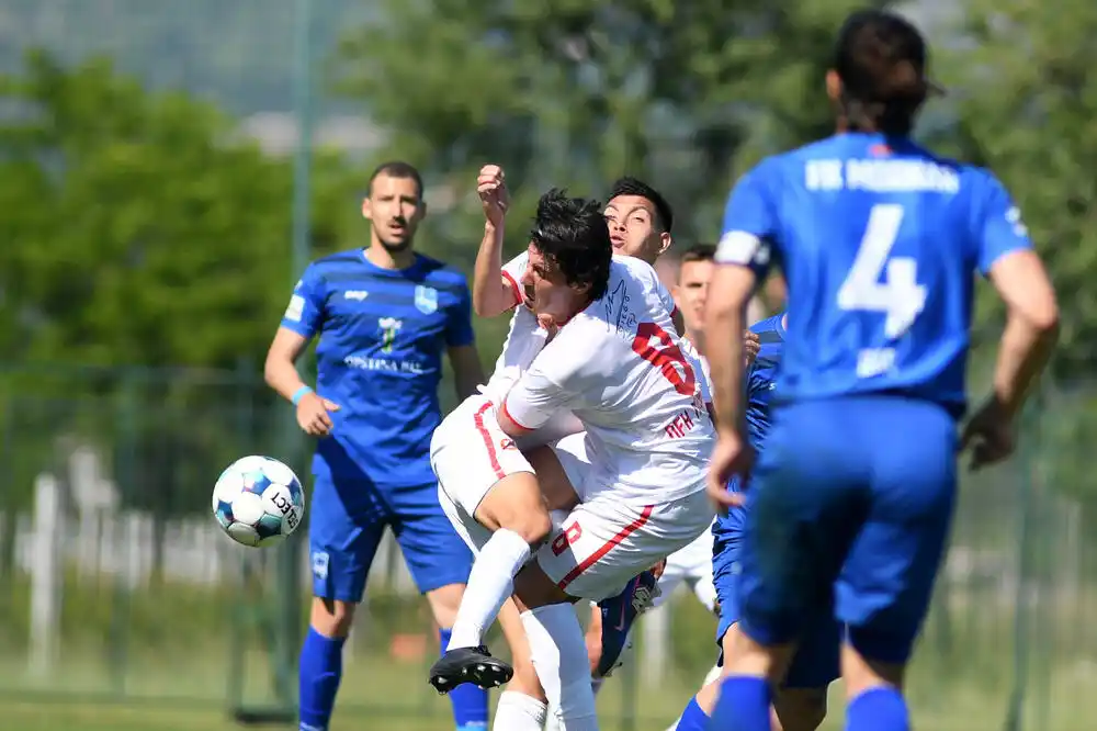 Mornar igra za lidersku poziciju ako dobije sa četiri gola razlike