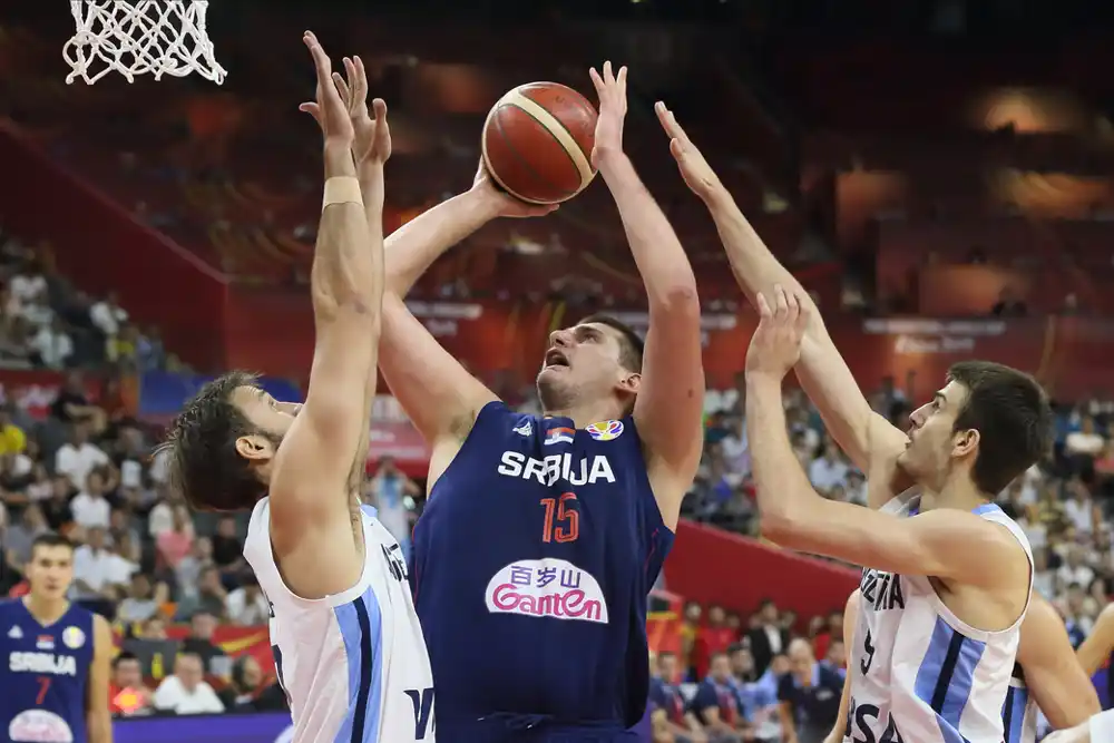 Nikola Jokić će igrati za Srbiju u odlučujućim mečevima za plasman na SP!