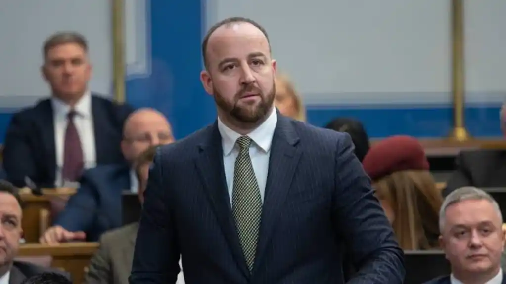 Nikolić: Bez opozicije nema ni ustavne reforme