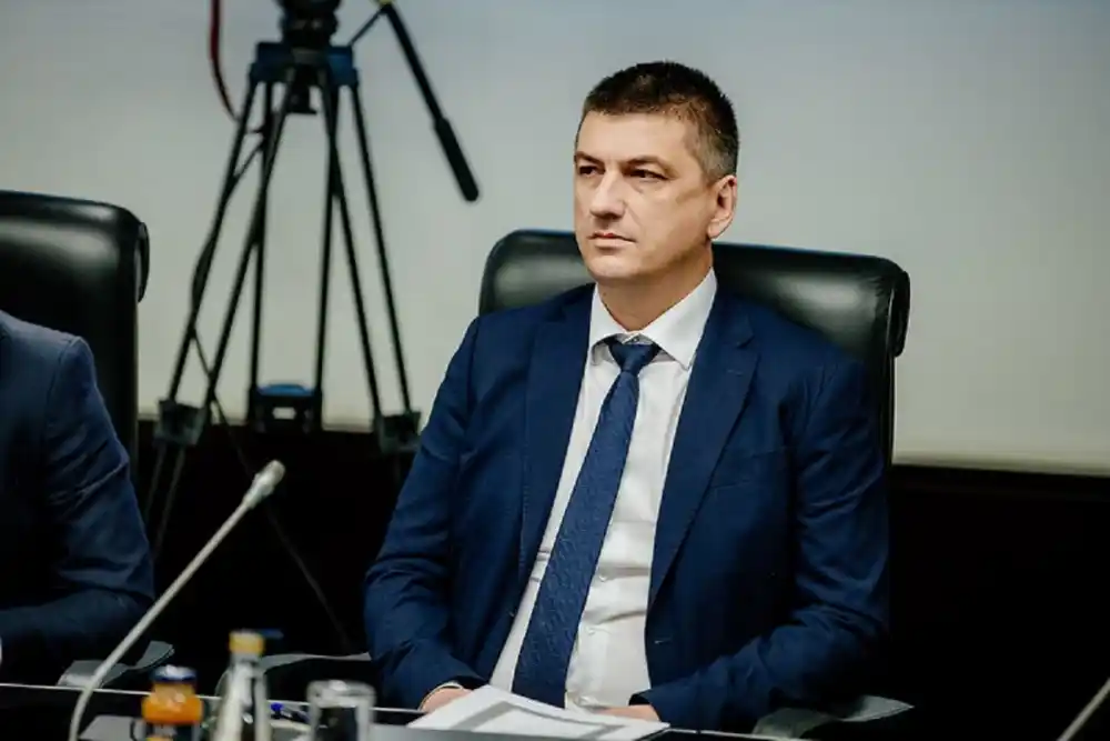 Novović primio preko 5.000 eura, optuženi Čađenović hiljadu i po