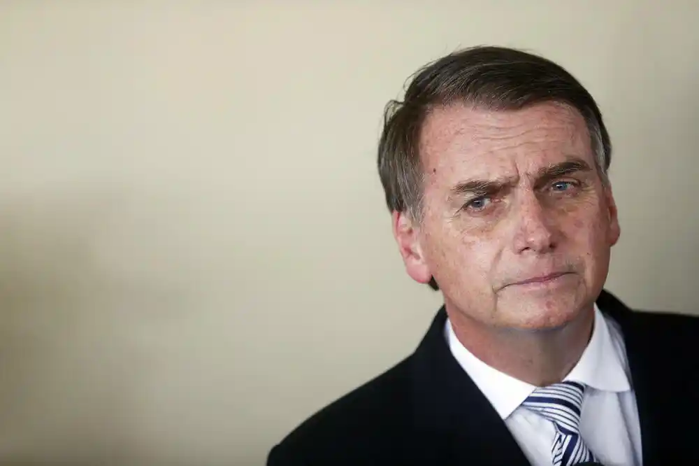 Parlament Brazila glasao za smanjenje 27-godišnje zatvorske kazne bivšem predsjedniku Bolsonaru