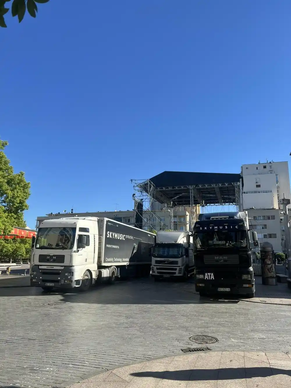 Podgorica se sprema za Rikija Martina, postavlja se velika bina na Trgu nezavisnosti