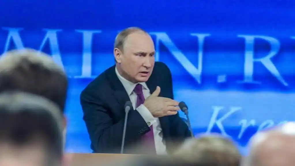 Putin potpisao zakon: Dozvoljena upotreba vojske za zaštitu Rusa uhapšenih u inostranstvu
