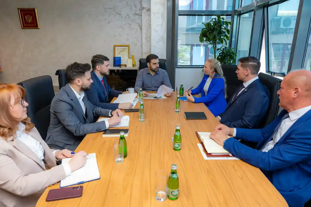 Saradnja između Crne Gore i Američke obalske straže višestruko korisna i značajna