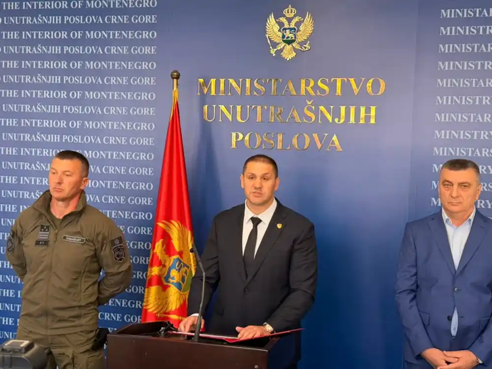 Šćepanović: Uhapšeni Nemanja Zurovac i Mehmed Mekić, traga se za Vasilijem Lakićem!