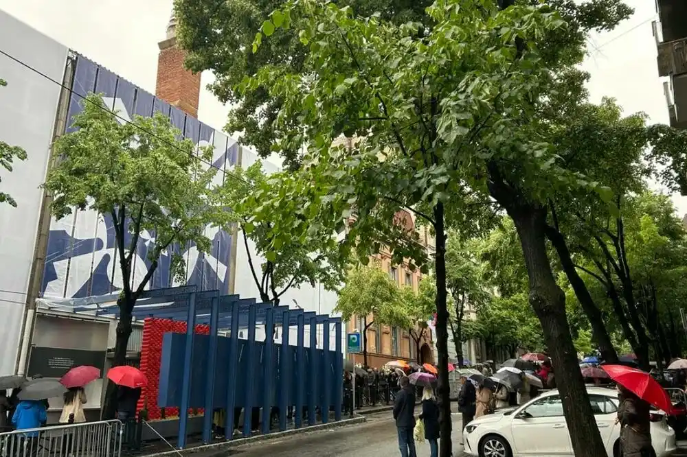 Srbija: Tri godine od masovnog ubistva u „Ribnikaru“