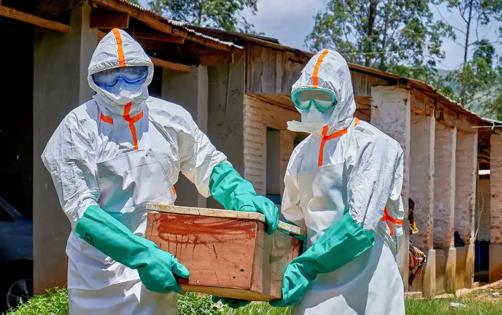 SZO: Ebola se širi brže nego što stižemo da reagujemo