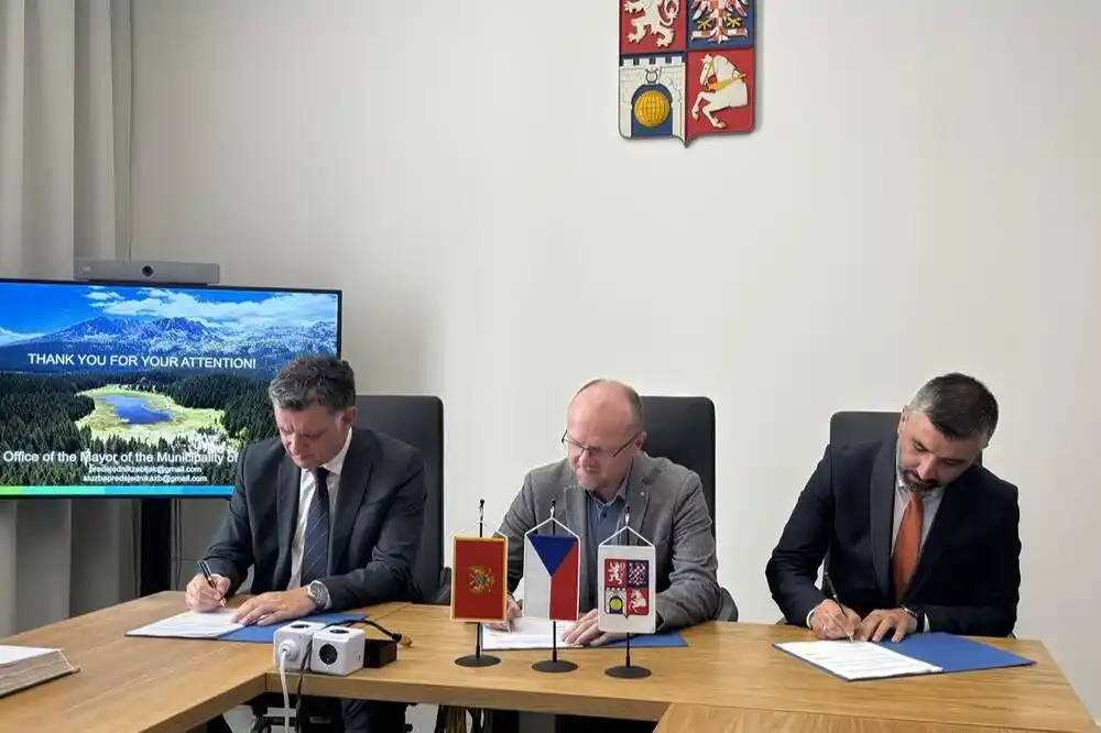 Tivat i Žabljak potpisali Memorandum o saradnji sa Pardubičkom regijom iz Češke Republike