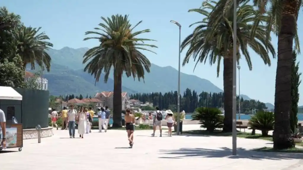 Tivat spremno dočekuje sezonu, trenutno više od 4.500 turista