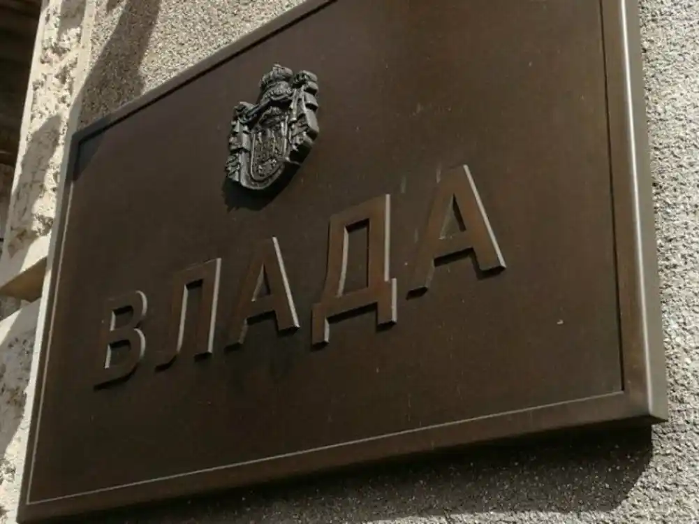 Vlada Srbije produžila odluku o smanjenju akciza na naftne derivate