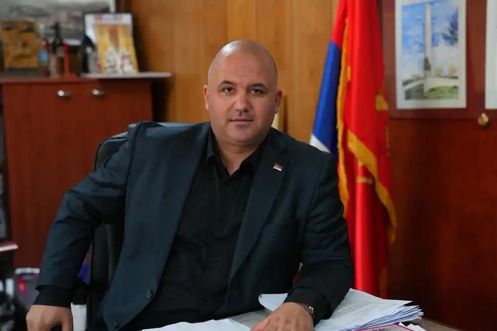 Vraneš: Za Bobovo 10 kilometara asfalta