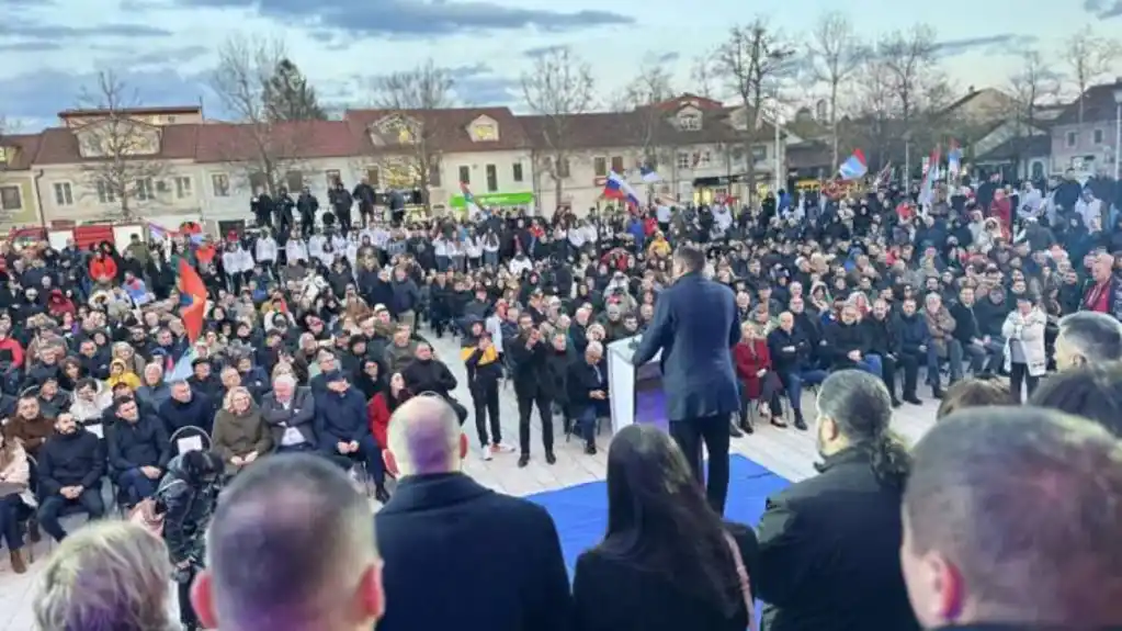 ZBNK: Na dan Svetog Vasilija, Muratović podržao vrijeđanje mitropolita Amfilohija