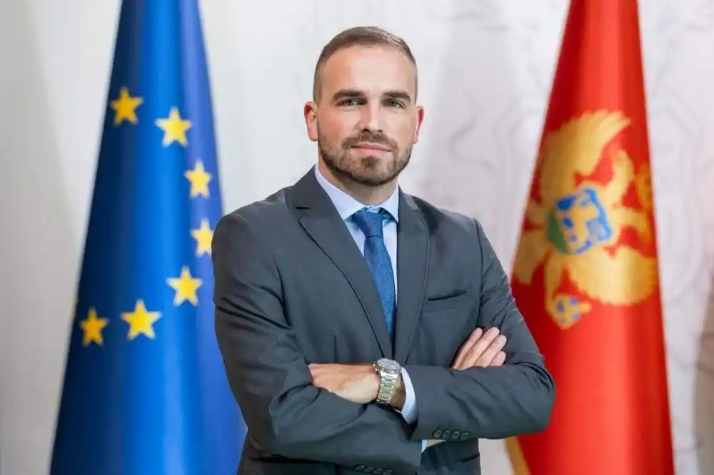 Državni sekretar u Ministarstvu ekologije odbio da učestvuje u školi diplomatije „Gavro Vuković“