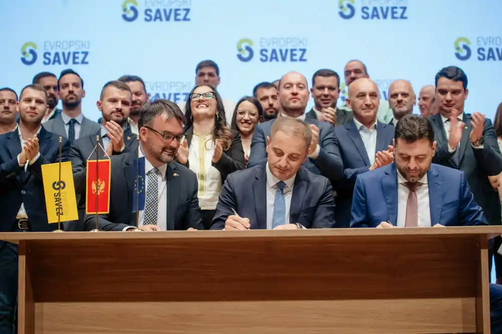 Evropski savez jači za još tri partije – pristupili mu SEP, BDP i Pokret za Tuzi
