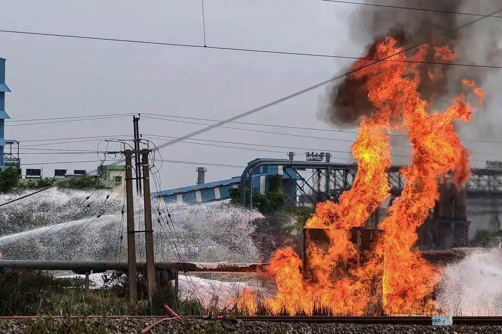 Indija: Najmanje 20 osoba povrijeđeno u požaru u petrohemiji