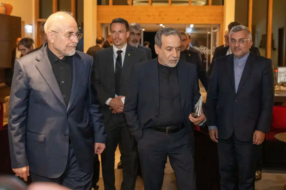 Iran pozdravlja „napredak“ po završetku prvog dana razgovora sa SAD, nakon nestabilnog početka