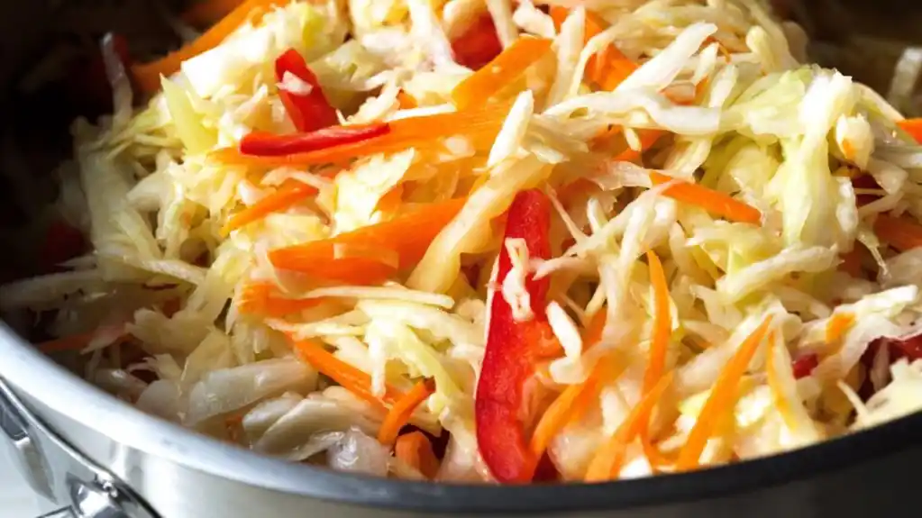 Kako se pravi vitaminska kupus salata: Osvježavajući i zdravi prilog