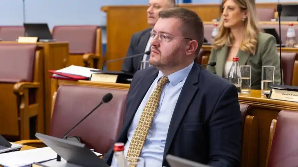 Koprivica: Vlada inicirala korišćenje svih pravnih instrumenata radi zaštite javnog interesa u slučaju „Telekom“