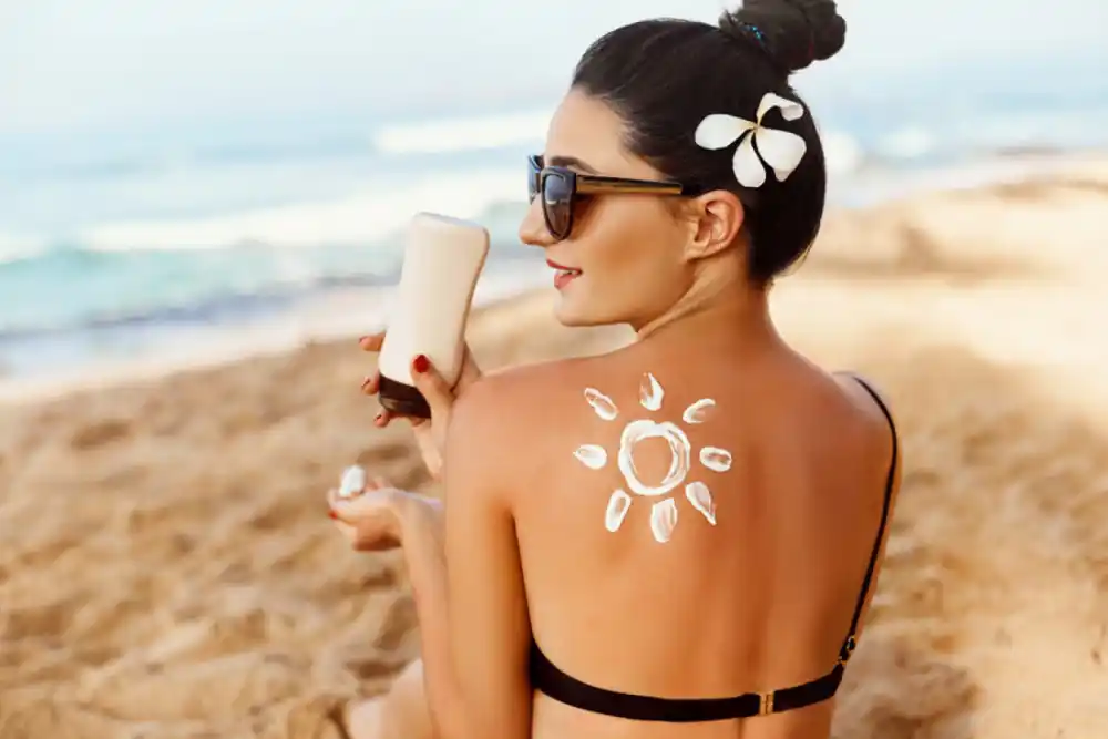Kreme za sunčanje nisu bezbjedne? Naučnici razjasnili najveću dilemu pred ljeto