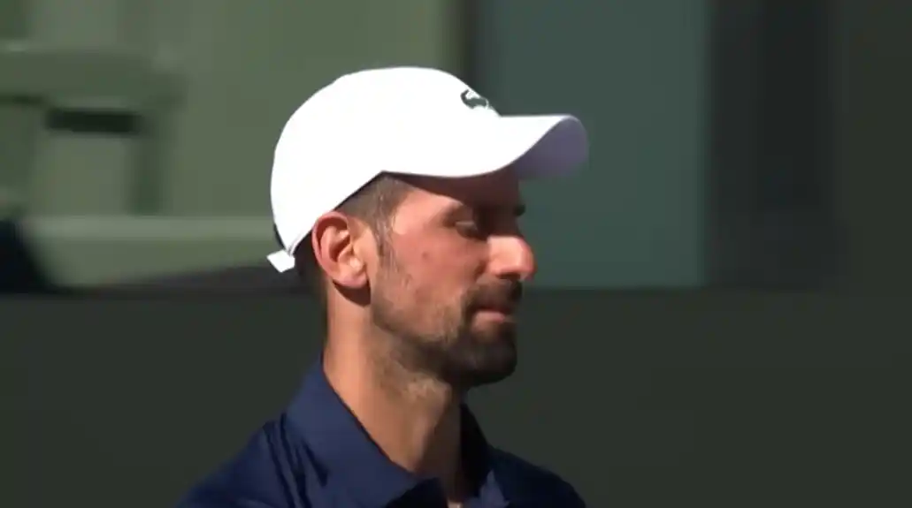 Đoković poslije velike borbe do drugog kola Vimbldona, sada ga čeka Cicipas