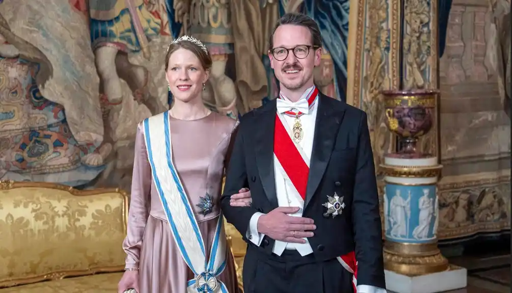 Princ Filip i princeza Danica u Čikagu: Prva zvanična posjeta srpskoj zajednici u SAD sa djecom