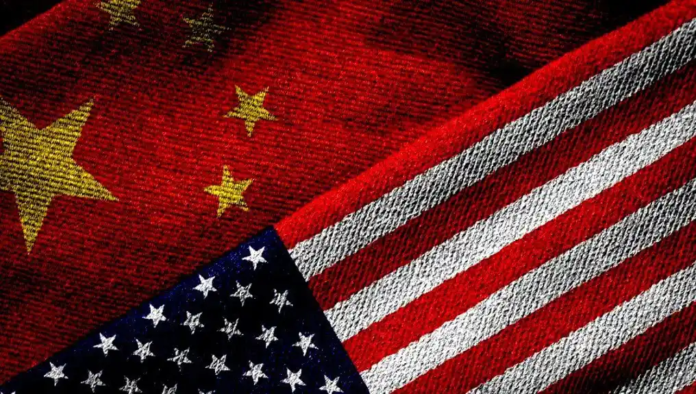 SAD i Kina u novoj rundi tenzija: Peking uveo restrikcije za 10 kompanija